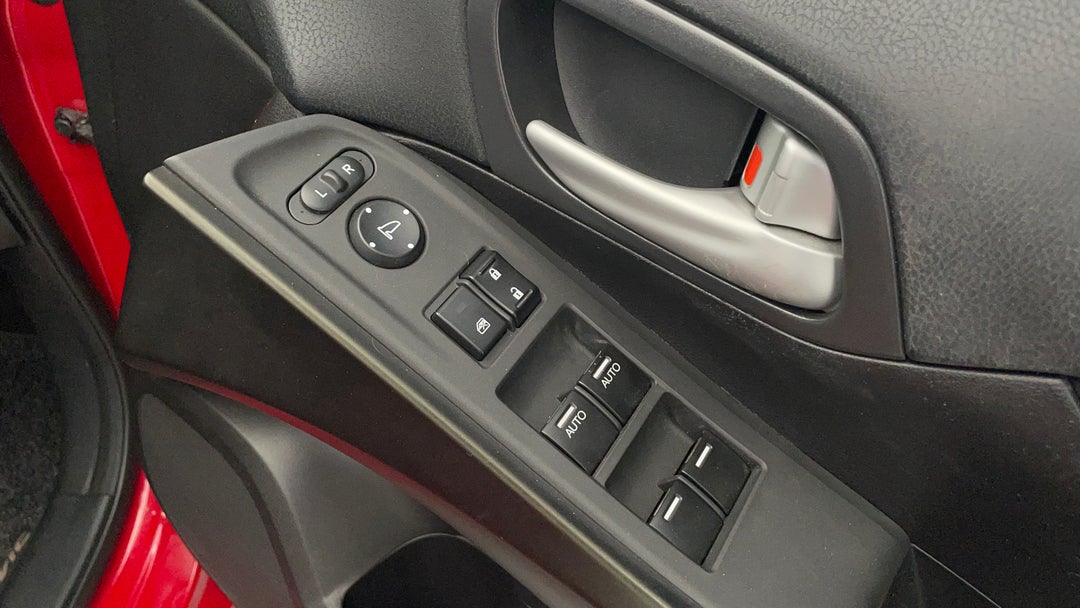 2012 Honda Civic Vti-s, Automatic, 73454 km, Drivers Side Door Panel Controls