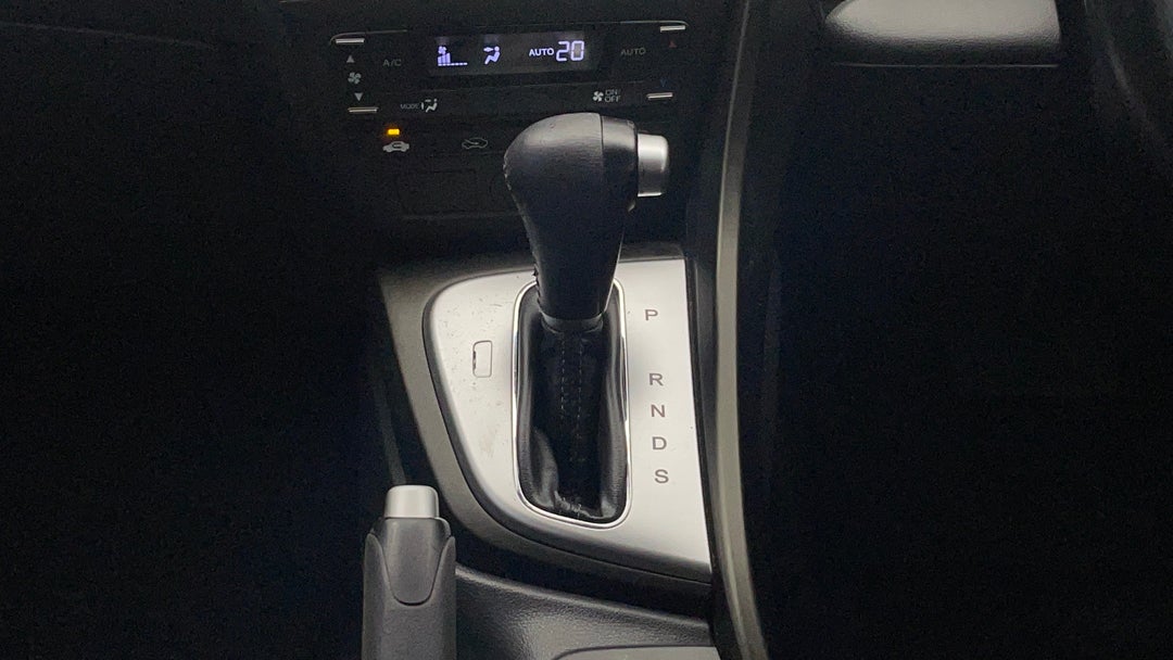 2012 Honda Civic Vti-s, Automatic, 73454 km, Gear Lever 