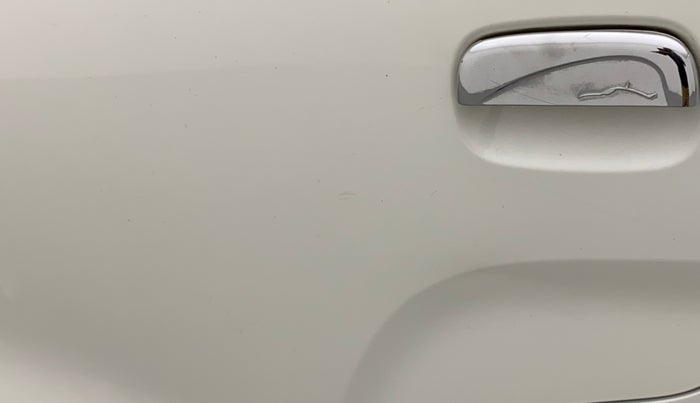 2019 Maruti New Wagon-R VXI 1.2 AMT, Petrol, Automatic, 51,985 km, Rear left door - Minor scratches