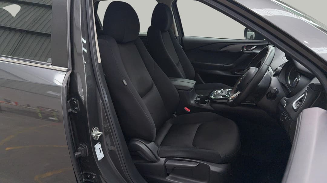 2017 Mazda CX-9 Sport (FWD), Automatic, 134152 km, Right Side Front Door Cabin View