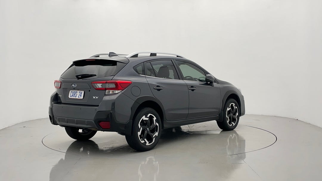 Right Back Diagonal (45- Degree) View