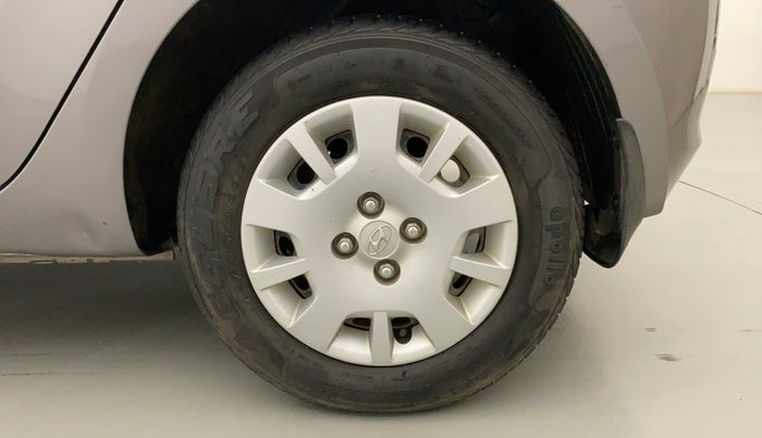 2013 Hyundai i20 MAGNA (O) 1.2, Petrol, Manual, 10,992 km, Left Rear Wheel