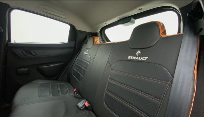 2017 Renault Kwid RXL, Petrol, Manual, 33,446 km, Right Side Rear Door Cabin