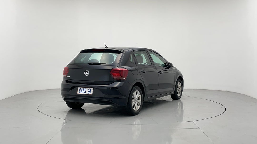 Right Back Diagonal (45- Degree) View