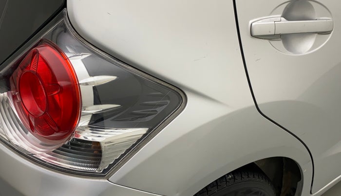 2015 Honda Brio S MT, Petrol, Manual, 28,413 km, Right quarter panel - Minor scratches