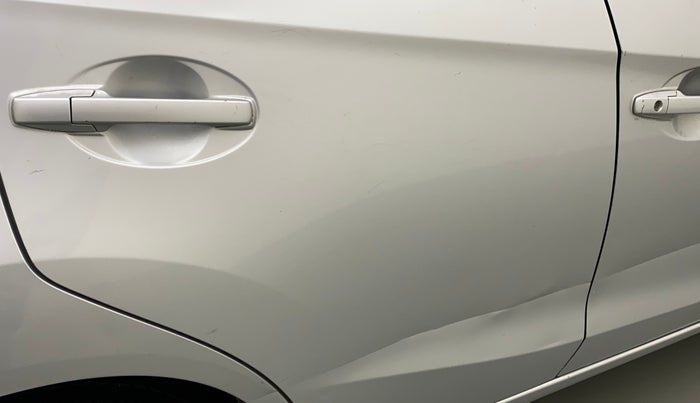2015 Honda Brio S MT, Petrol, Manual, 28,413 km, Right rear door - Slightly dented