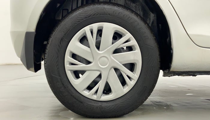 2017 Maruti Swift VDI ABS, Diesel, Manual, 70,839 km, Right Rear Wheel