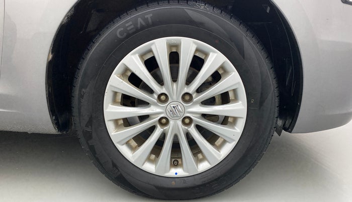 2018 Maruti Ciaz ZETA 1.4 VVT AMT, Petrol, Automatic, 40,111 km, Right Front Wheel