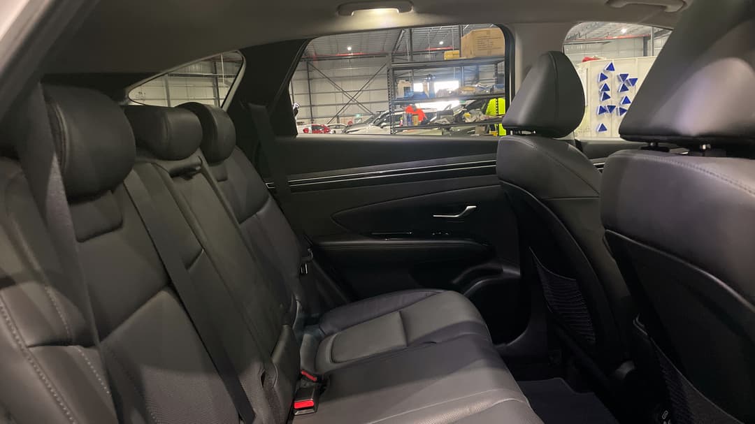 2023 Hyundai Tucson Highlander (AWD), Automatic, 26156 km, Right Side Rear Door Cabin View