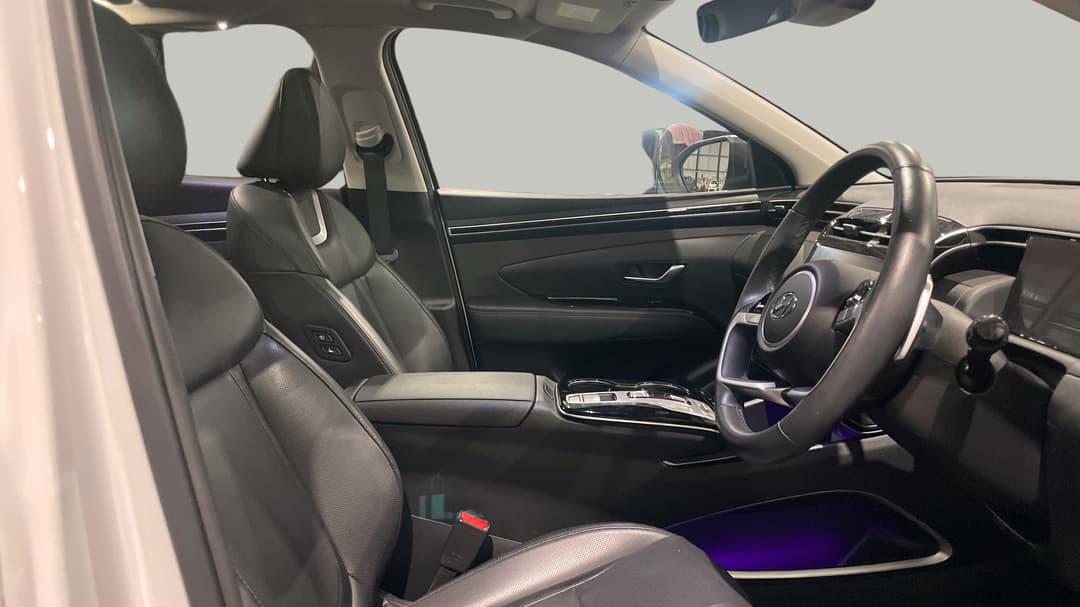 2023 Hyundai Tucson Highlander (AWD), Automatic, 26156 km, Right Side Front Door Cabin View