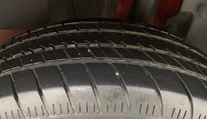 2019 Maruti Swift VXI, Petrol, Manual, 56,278 km, Left Rear Tyre Tread