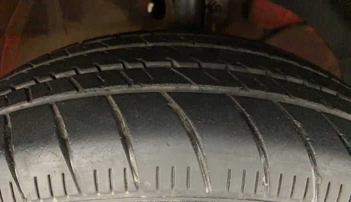 2019 Maruti Swift VXI, Petrol, Manual, 56,278 km, Right Front Tyre Tread