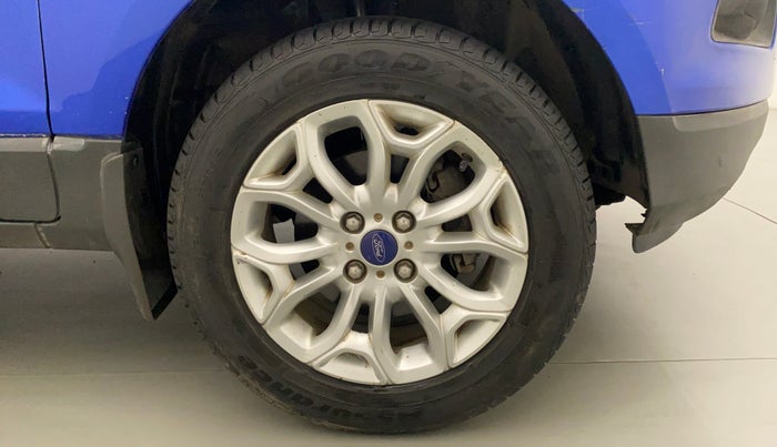 2015 Ford Ecosport TITANIUM 1.5L DIESEL (OPT), Diesel, Manual, 53,802 km, Right Front Wheel