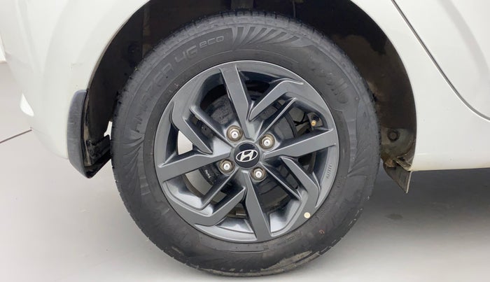 2019 Hyundai GRAND I10 NIOS SPORTZ AMT 1.2 KAPPA VTVT, Petrol, Automatic, 33,400 km, Right Rear Wheel