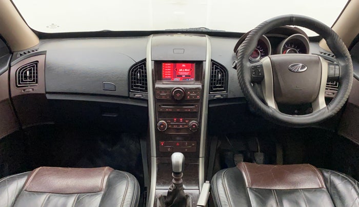 2013 Mahindra XUV500 W8, Diesel, Manual, 87,683 km, Dashboard