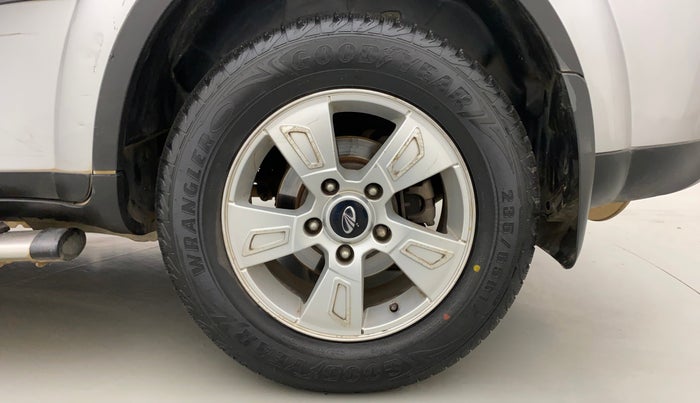 2013 Mahindra XUV500 W8, Diesel, Manual, 87,683 km, Left Rear Wheel
