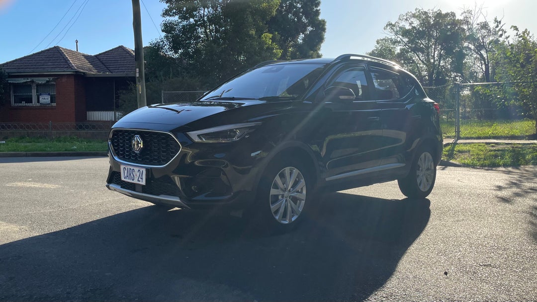 Left Front Diagonal (45- Degree) View