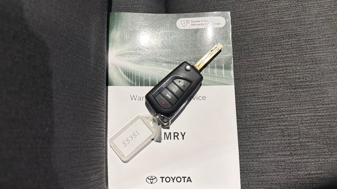 2022 Toyota Camry Ascent, Automatic, 81334 km, Key Close-up