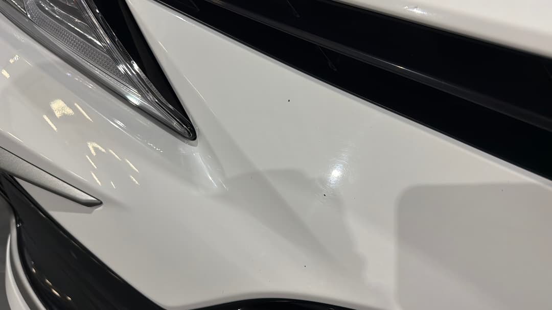 2022 Toyota Camry Ascent, Automatic, 81334 km, Bumper Front Chip