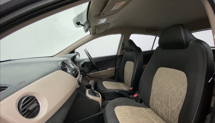 2016 Hyundai Grand i10 ASTA (O) AT 1.2 KAPPA VTVT, Petrol, Automatic, 32,330 km, Right Side Front Door Cabin