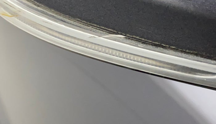 2016 Hyundai Grand i10 ASTA (O) AT 1.2 KAPPA VTVT, Petrol, Automatic, 32,330 km, Right rear-view mirror - Indicator light has minor damage