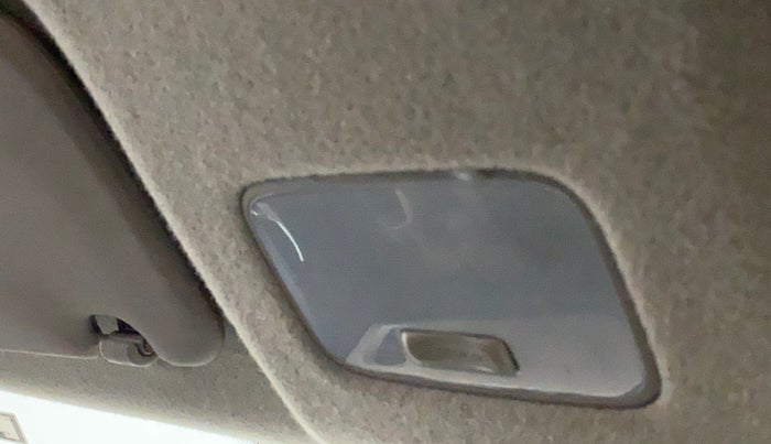 2016 Hyundai Grand i10 ASTA (O) AT 1.2 KAPPA VTVT, Petrol, Automatic, 32,330 km, Ceiling - Roof light/s not working