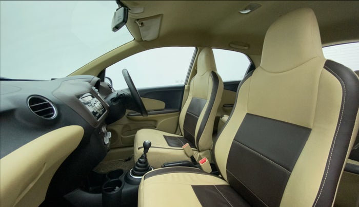 2013 Honda Brio V MT, Petrol, Manual, 1,12,418 km, Right Side Front Door Cabin