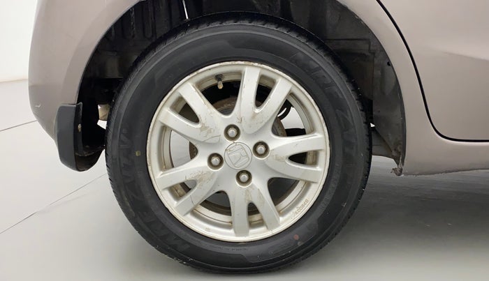 2013 Honda Brio V MT, Petrol, Manual, 1,12,418 km, Right Rear Wheel