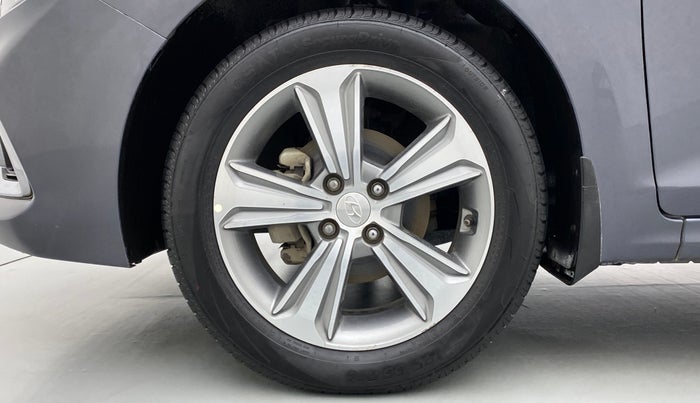 2019 Hyundai Verna 1.6 SX VTVT (O), Petrol, Manual, 65,718 km, Left Front Wheel