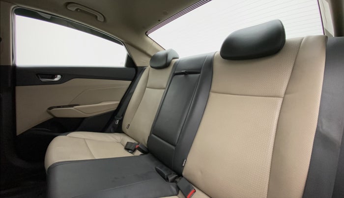 2019 Hyundai Verna 1.6 SX VTVT (O), Petrol, Manual, 65,718 km, Right Side Rear Door Cabin