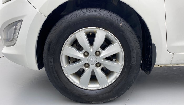 2014 Hyundai i20 SPORTZ 1.2 VTVT, Petrol, Manual, 97,059 km, Left Front Wheel