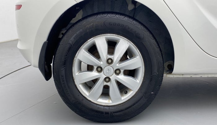 2014 Hyundai i20 SPORTZ 1.2 VTVT, Petrol, Manual, 97,059 km, Right Rear Wheel