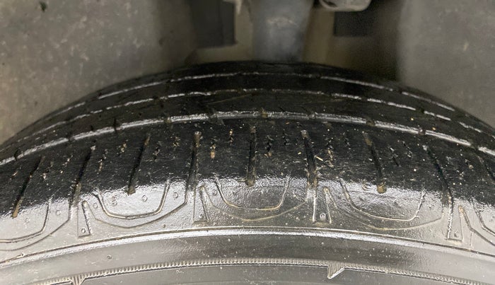 2018 Jeep Compass LIMITED 2.0 DIESEL, Diesel, Manual, 83,083 km, Left Rear Tyre Tread