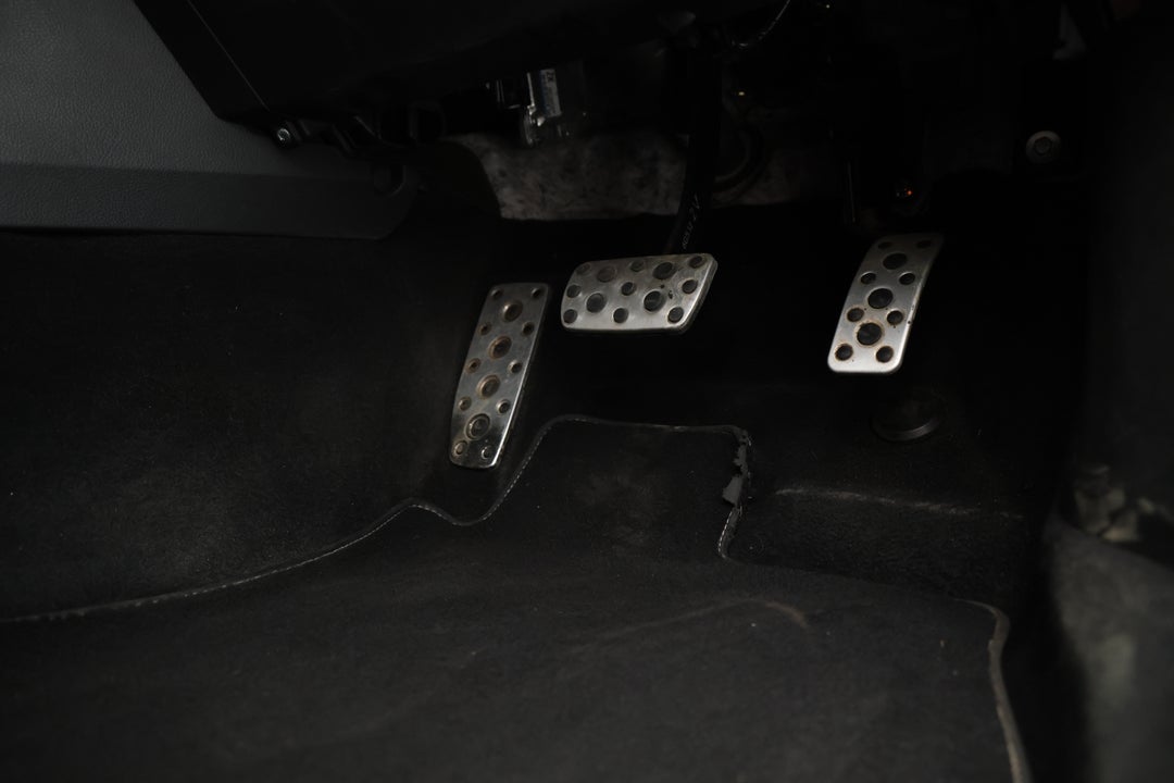 2016 Subaru Levorg 2.0 Gt-s (AWD), Automatic, 138439 km, Pedals and Footmat