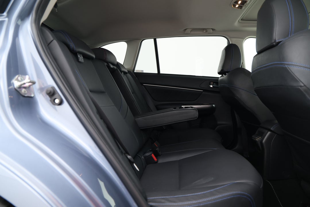 2016 Subaru Levorg 2.0 Gt-s (AWD), Automatic, 138439 km, Right Side Rear Door Cabin View