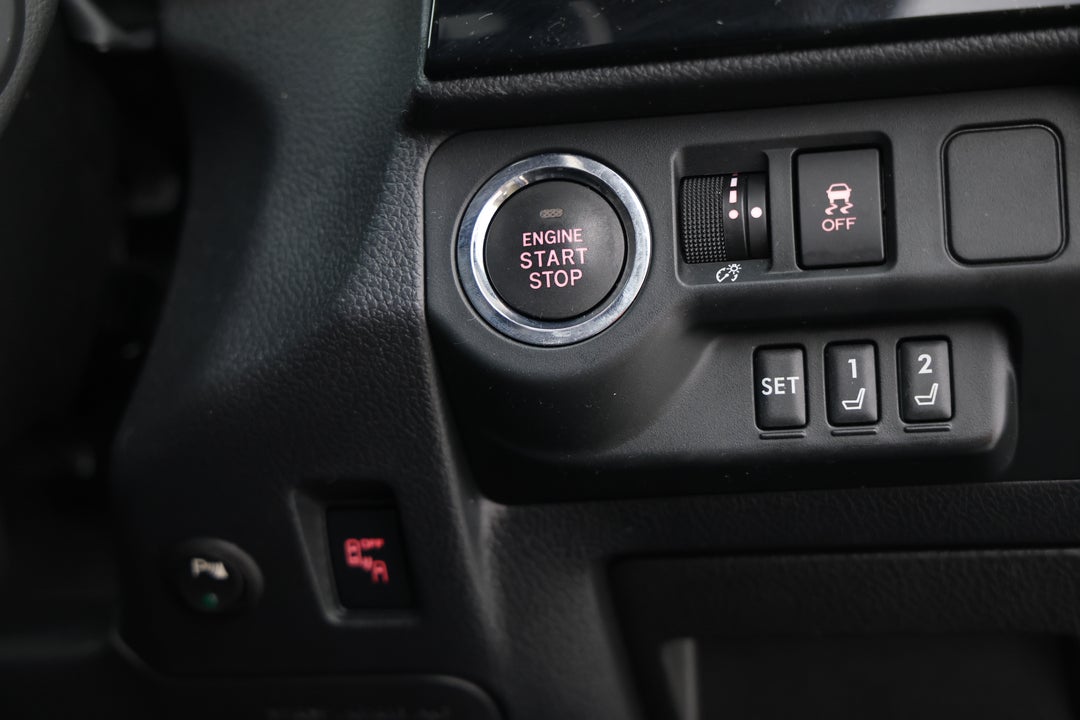 2016 Subaru Levorg 2.0 Gt-s (AWD), Automatic, 138439 km, Utility Switches/Buttons