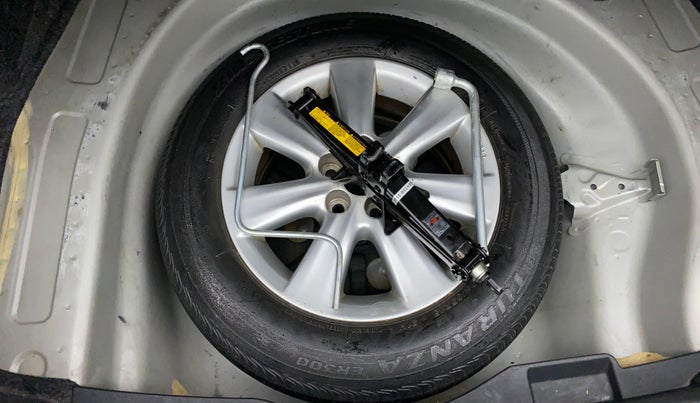 2011 Toyota Corolla Altis 1.8 G, Petrol, Manual, 68,389 km, Spare Tyre