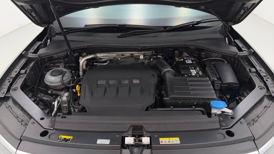 2020 Volkswagen Tiguan 162 Tsi Highline, Automatic, 129923 km, Open Bonnet (Engine)