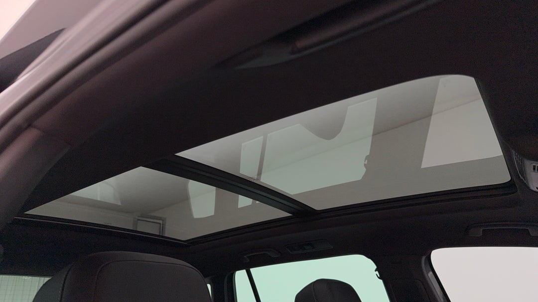 2020 Volkswagen Tiguan 162 Tsi Highline, Automatic, 129923 km, Interior Sunroof/Moonroof