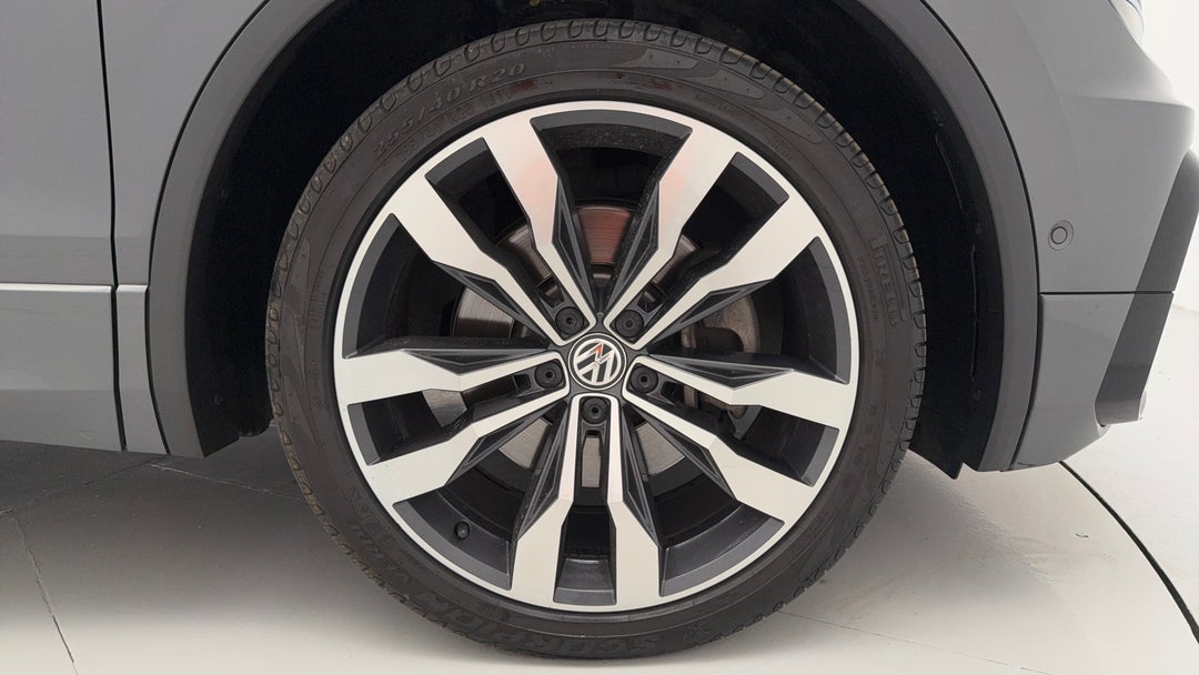 2020 Volkswagen Tiguan 162 Tsi Highline, Automatic, 129923 km, Right Front Wheel