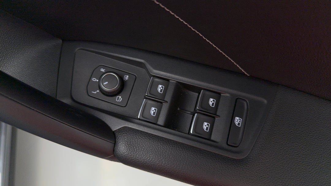 2020 Volkswagen Tiguan 162 Tsi Highline, Automatic, 129923 km, Drivers Side Door Panel Controls