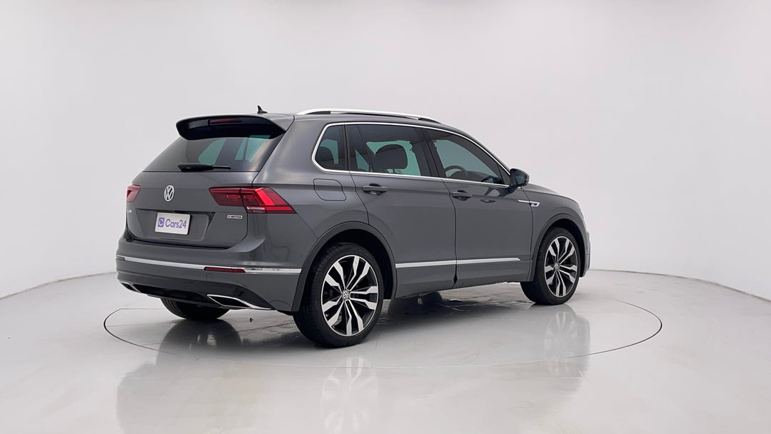 2020 Volkswagen Tiguan 162 Tsi Highline, Automatic, 129923 km, Right Back Diagonal (45- Degree) View
