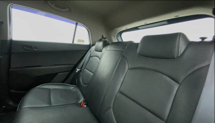 2017 Hyundai Creta E PLUS 1.6 PETROL, Petrol, Manual, 28,028 km, Right Side Rear Door Cabin
