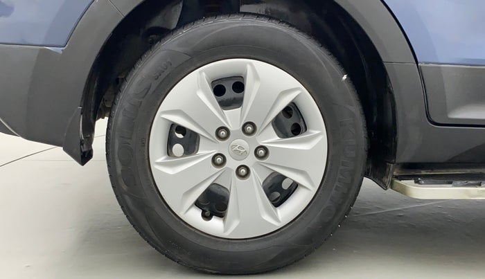 2017 Hyundai Creta E PLUS 1.6 PETROL, Petrol, Manual, 28,028 km, Right Rear Wheel