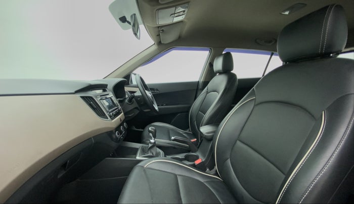 2017 Hyundai Creta E PLUS 1.6 PETROL, Petrol, Manual, 28,028 km, Right Side Front Door Cabin