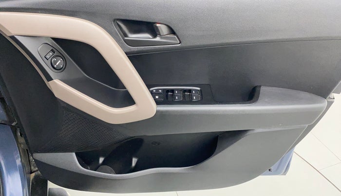 2017 Hyundai Creta E PLUS 1.6 PETROL, Petrol, Manual, 28,028 km, Driver Side Door Panels Control