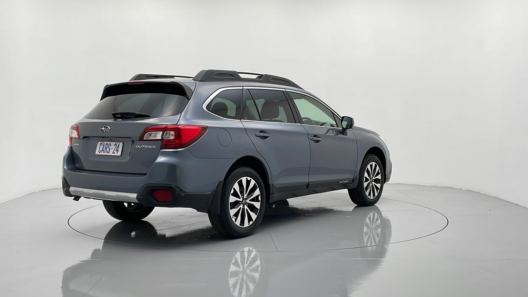 Right Back Diagonal (45- Degree) View