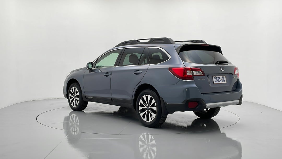 Left Back Diagonal (45- Degree) View