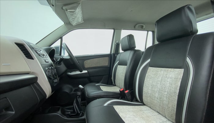 2013 Maruti Wagon R 1.0 VXI, Petrol, Manual, 44,186 km, Right Side Front Door Cabin