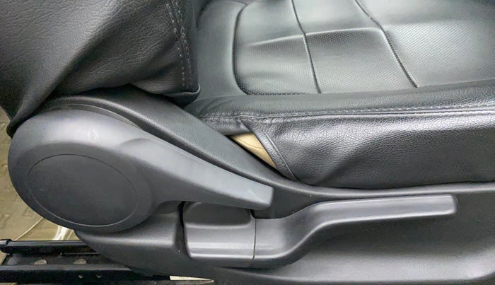 2021 Honda Amaze 1.2L I-VTEC VX, Petrol, Manual, 37,738 km, Driver Side Adjustment Panel